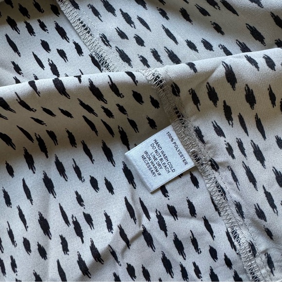 VICI leopard oversized top woman size small - Picture 6 of 6